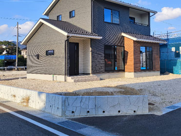 出雲市で施工した目隠しフェンス事例